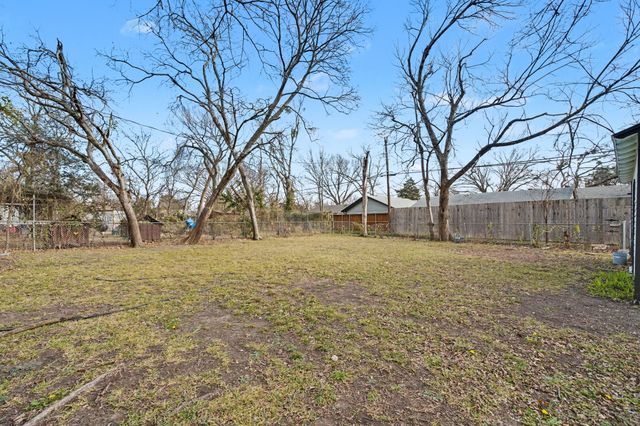 11446 Lippitt Avenue, Dallas, TX 75218