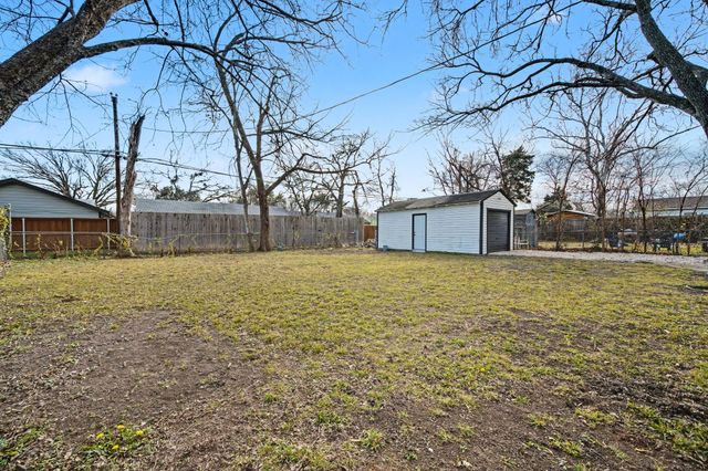 11446 Lippitt Avenue, Dallas, TX 75218