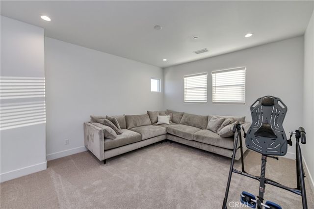 1042 Beaver Pond, Madera, CA 93636