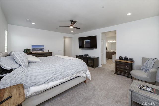 1042 Beaver Pond, Madera, CA 93636