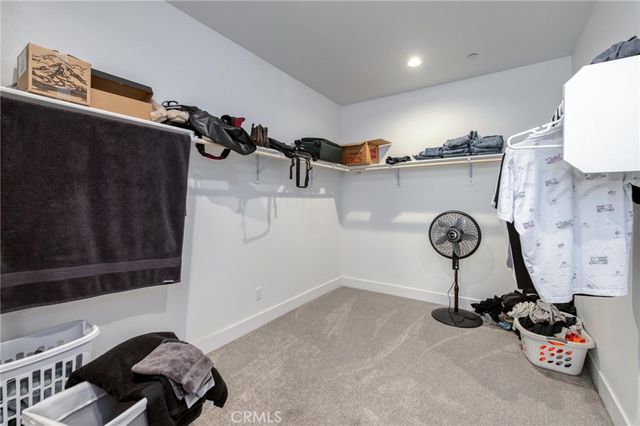 1042 Beaver Pond, Madera, CA 93636