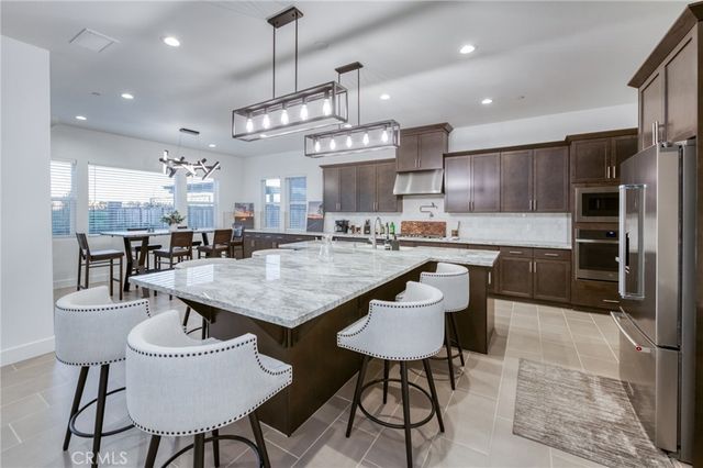 1042 Beaver Pond, Madera, CA 93636
