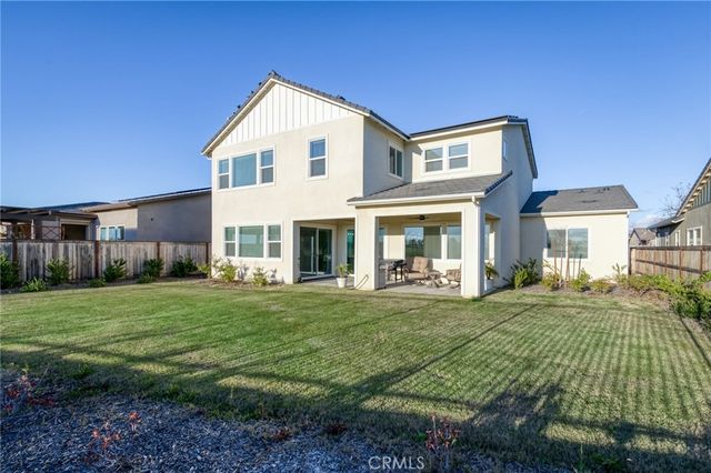 1042 Beaver Pond, Madera, CA 93636