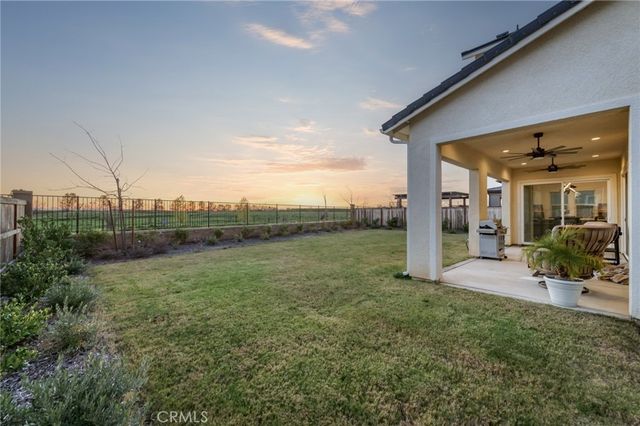 1042 Beaver Pond, Madera, CA 93636