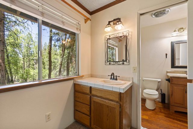 17787 Lucky Strike Trail, Sonora, CA 95370