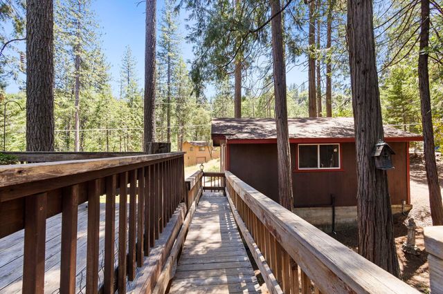 17787 Lucky Strike Trail, Sonora, CA 95370