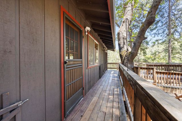 17787 Lucky Strike Trail, Sonora, CA 95370