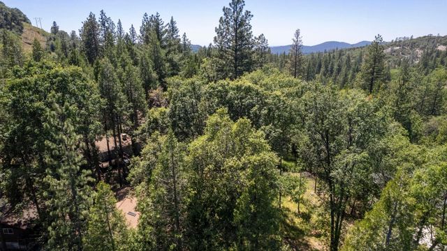 17787 Lucky Strike Trail, Sonora, CA 95370