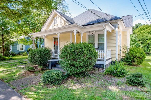 316 S Race Street, Statesville, NC 28677