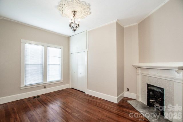 316 S Race Street, Statesville, NC 28677