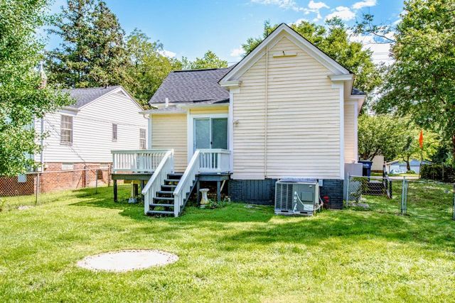 316 S Race Street, Statesville, NC 28677