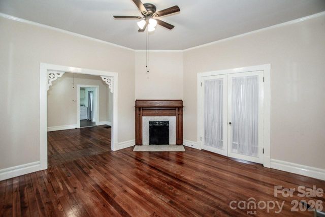 316 S Race Street, Statesville, NC 28677