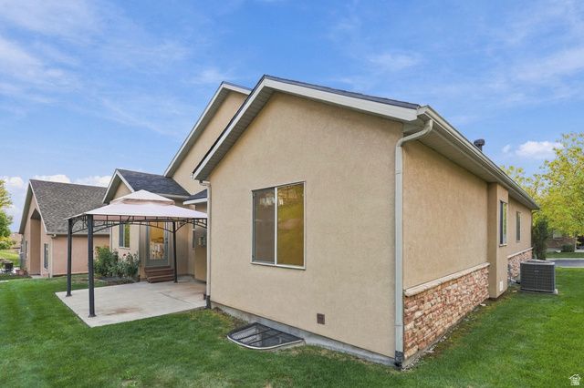 9138 N RENAISSANCE DR, Cedar Hills, UT 84062