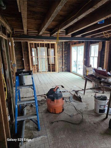 1014 Route 44 55, Clintondale, NY 12515