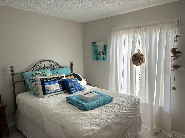 1871 PINE RIDGE WAY W 2E, Palm Harbor, FL 34684