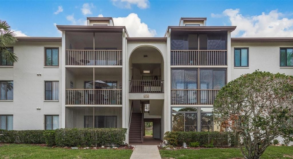 1871 PINE RIDGE WAY W 2E, Palm Harbor, FL 34684