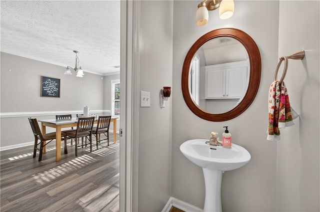 1453 Solomon Drive, Winder, GA 30680