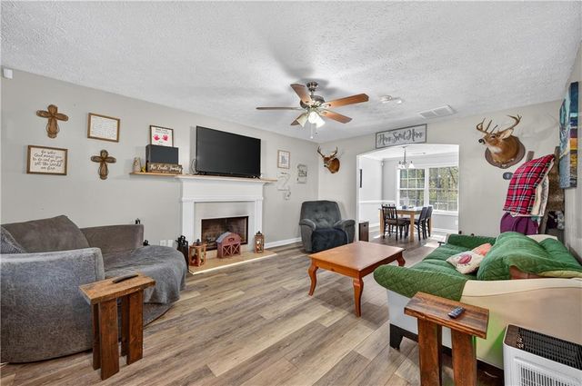 1453 Solomon Drive, Winder, GA 30680