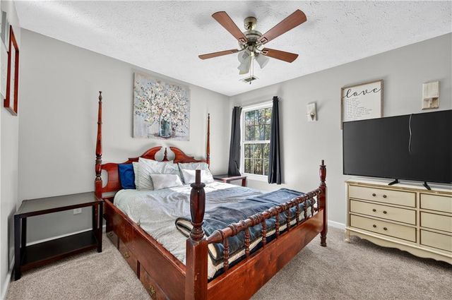 1453 Solomon Drive, Winder, GA 30680