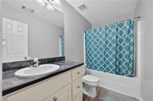 1453 Solomon Drive, Winder, GA 30680