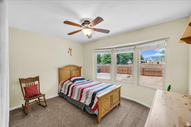5 S MAIN ST, Ivins, UT 84738