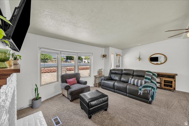 5 S MAIN ST, Ivins, UT 84738