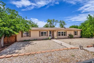 5 S MAIN ST, Ivins, UT 84738