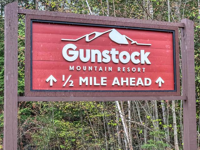 663 Cherry Valley Rd Apt 306, Gilford, NH 03249