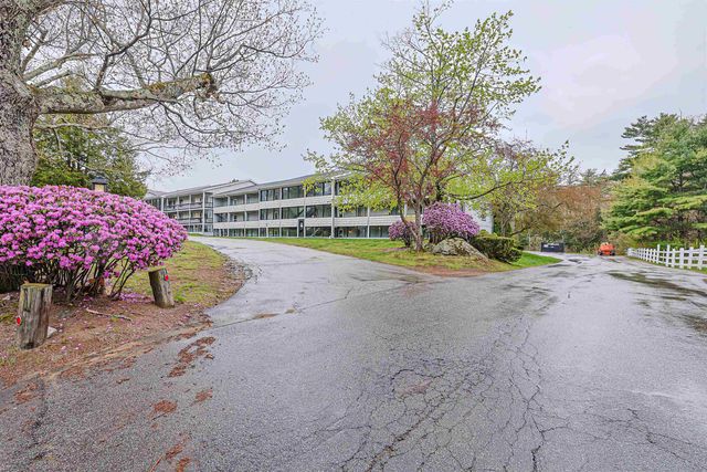 663 Cherry Valley Rd Apt 306, Gilford, NH 03249