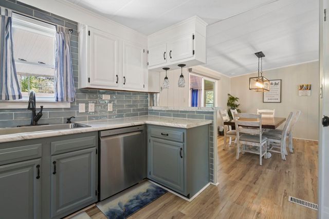 3123 Palmetto Dr., Murrells Inlet, SC 29576