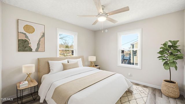 2020 Holly Street, Kingsport, TN 37660