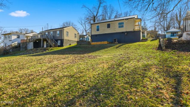 2020 Holly Street, Kingsport, TN 37660