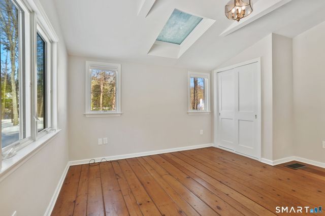 815 Valley Road, New Canaan, CT 06840