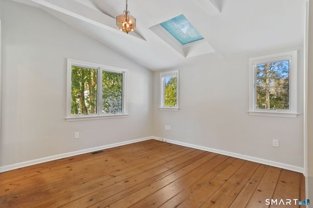 815 Valley Road, New Canaan, CT 06840