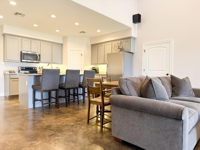 3883 Lcr 750, Thornton, TX 76687