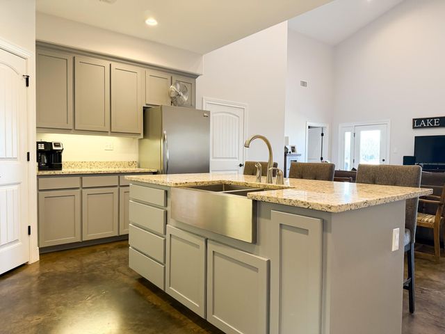 3883 Lcr 750, Thornton, TX 76687