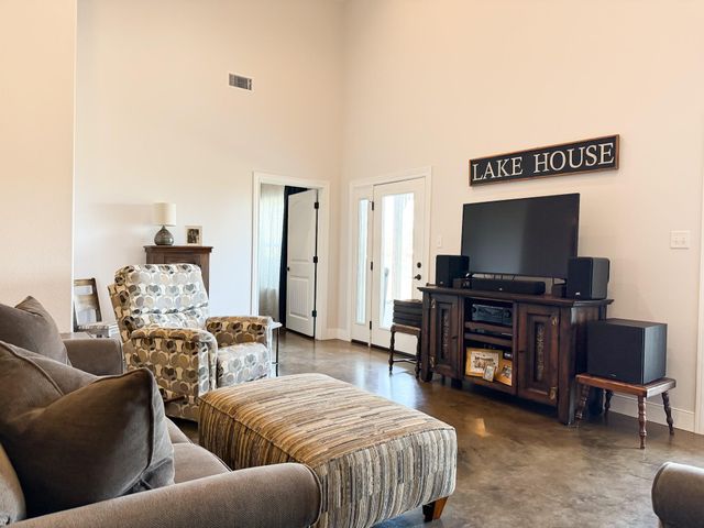 3883 Lcr 750, Thornton, TX 76687