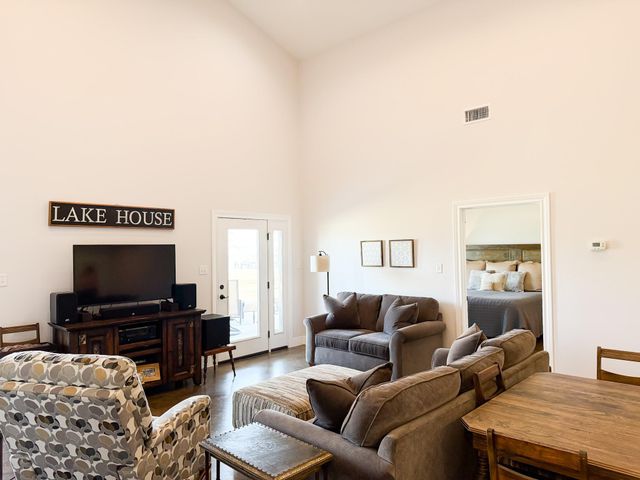 3883 Lcr 750, Thornton, TX 76687