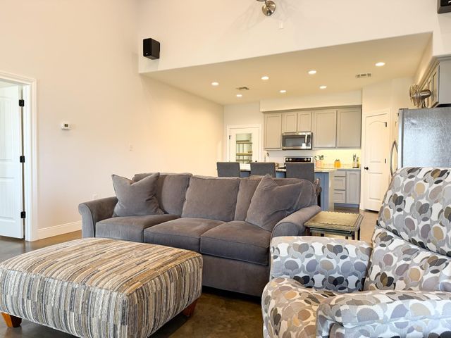 3883 Lcr 750, Thornton, TX 76687