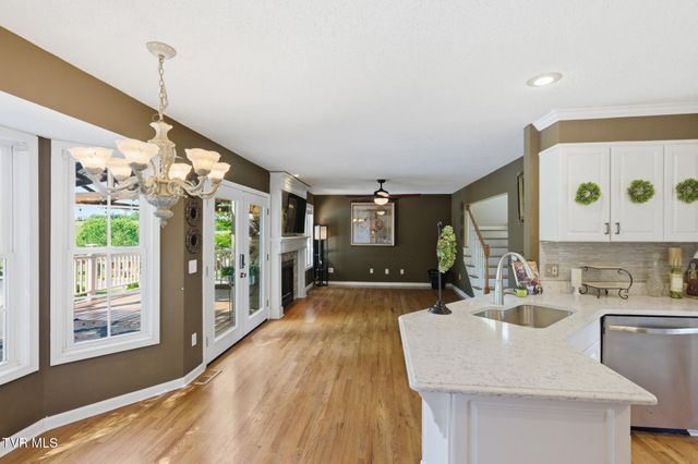 1188 White Top Road, Bluff City, TN 37618