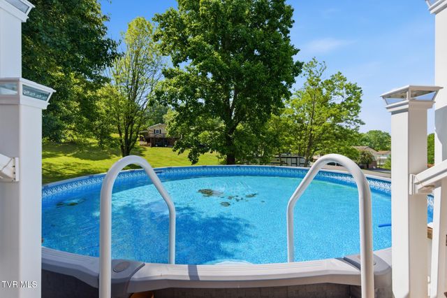 1188 White Top Road, Bluff City, TN 37618