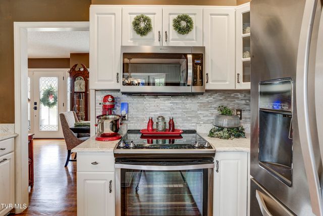 1188 White Top Road, Bluff City, TN 37618