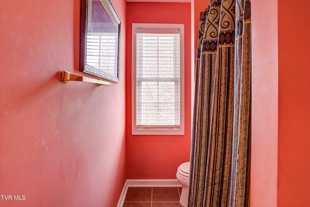 1188 White Top Road, Bluff City, TN 37618