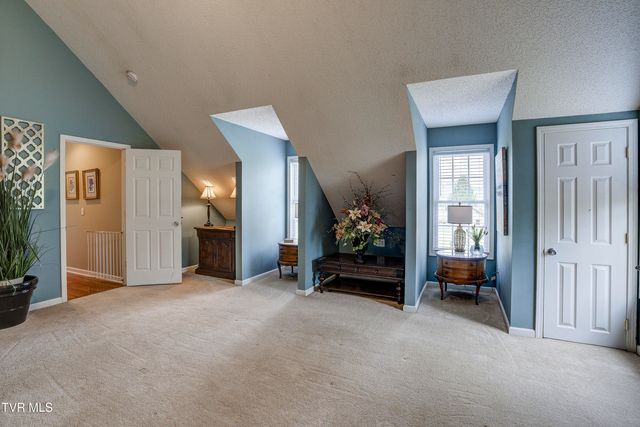 1188 White Top Road, Bluff City, TN 37618