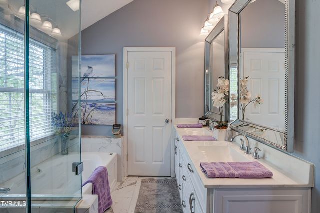1188 White Top Road, Bluff City, TN 37618