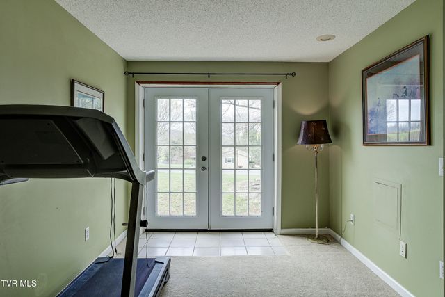 1188 White Top Road, Bluff City, TN 37618