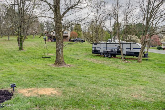 1188 White Top Road, Bluff City, TN 37618