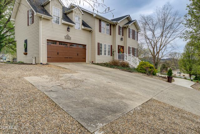 1188 White Top Road, Bluff City, TN 37618