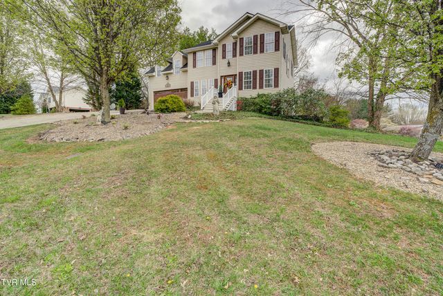 1188 White Top Road, Bluff City, TN 37618
