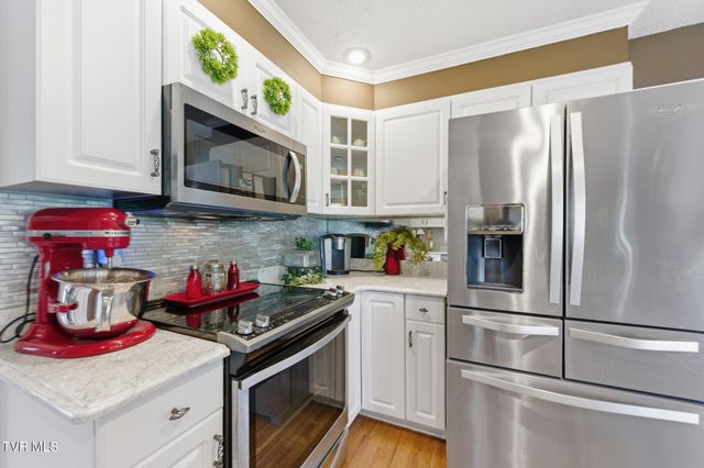 1188 White Top Road, Bluff City, TN 37618